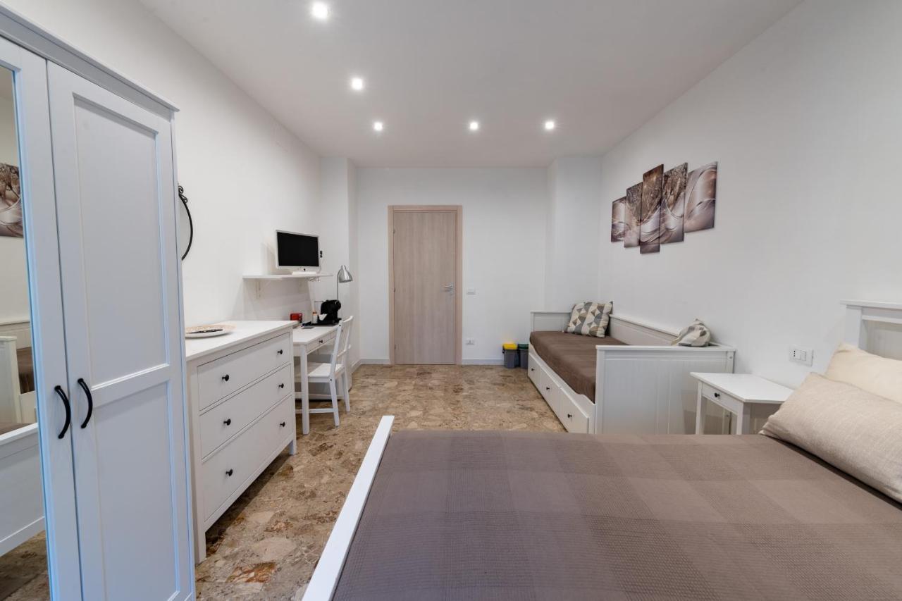 Apartamento Casa Rosa Beige E Blu Roma Exterior foto